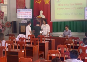 Trung tâm Y tế Châu Thành tổ chức cuộc thi Tay nghề Điều dưỡng công tác dưới 5 năm năm 2024