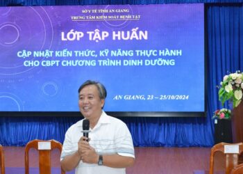 Tập huấn cập nhật kiến thức, kỹ năng thực hành cho cán bộ phụ trách Chương trình dinh dưỡng