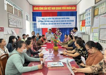 Tuyên truyền chăm sóc sức khỏe sinh sản cho phụ nữ tại xã Vĩnh Phú, huyện Thoại Sơn