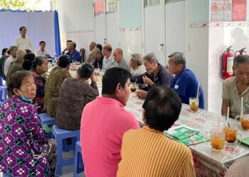 Hội nghị chia sẻ kiến thức và tư vấn phòng chống bệnh không lây nhiễm