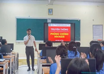 Chợ Mới hưởng ứng Ngày Thế giới phòng chống AIDS (01/12) & Tháng hành động quốc gia phòng, chống HIV/AIDS