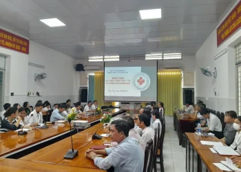 Trung tâm Y tê Châu Phú sơ kết công tác Y tế 6 tháng đầu năm, triển khai nhiệm vụ 6 tháng cuối năm 2025