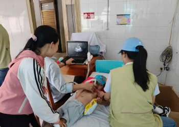 Khám tầm soát bệnh tim miễn phí cho trẻ em tại huyện An Phú