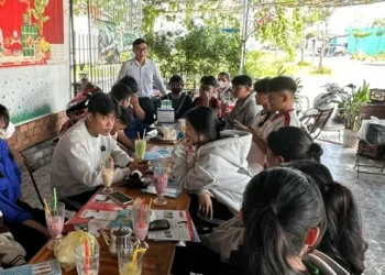 Truyền thông và xét nghiệm HIV miễn phí cho thanh thiếu niên tại xã Cần Đăng