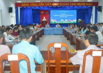 Trung tâm Kiểm soát bệnh tật tỉnh An Giang họp bàn về công tác sắp xếp tổ chức bộ máy khi hợp nhất