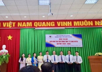 Trung tâm Y tế Long Xuyên tổ chức Hội nghị điển hình tiên tiến lần thứ I năm 2025