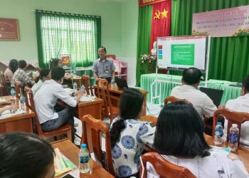 Trạm Y tế Mỹ Long tổ chức tập huấn nâng cao kiến thức phòng, chống dịch bệnh