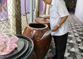 Trạm Y tế Bình San, Mỹ Đức phường Hà Tiên ra quân chiến dịch phòng, chống sốt xuất huyết