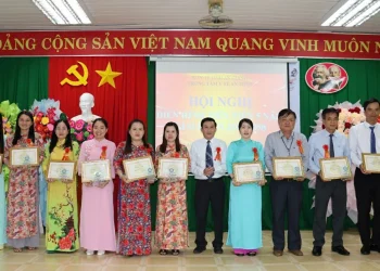 Trung tâm Y tế An Minh tổ chức Hội nghị gương điển hình tiên tiến giai đoạn 2025-2030