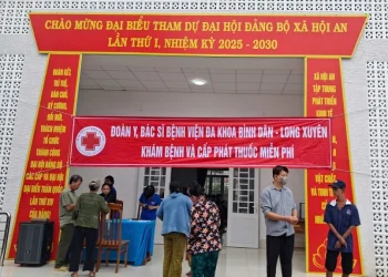 Bệnh viện đa khoa Bình Dân – Long Xuyên khám bệnh và cấp thuốc miễn phí