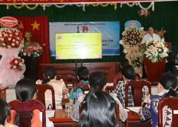 Trạm Y tế Vĩnh Thanh Vân tổ chức truyền thông phòng chống dịch bệnh trong trường học