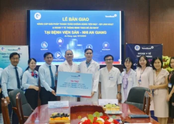 Lễ bàn giao nâng cấp giải pháp thanh toán không dùng tiền mặt và Kiosk y tế thông minh tại Bệnh viện Sản – Nhi An Giang