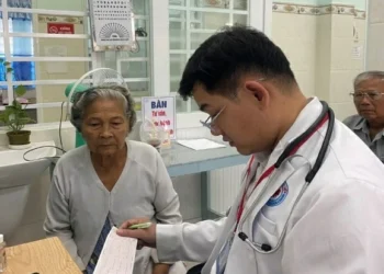 Trạm Y tế xã Bình Mỹ khám tầm soát bệnh tăng huyết áp, đái tháo đường