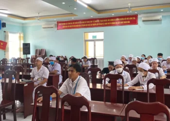 Trung tâm Y tế Châu Thành – Kiên Giang tập huấn tiêm an toàn và phòng ngừa phơi nhiễm nghề nghiệp cho điều dưỡng, hộ sinh, kỹ thuật viên