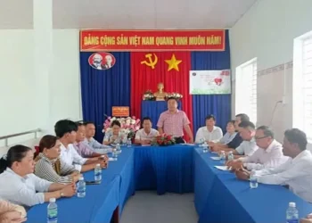 Trạm Y tế xã Núi Cấm họp mặt kỷ niệm Ngày Thầy thuốc Việt Nam 27/02