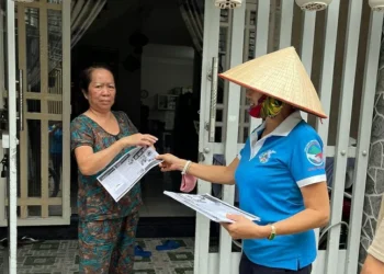 Nhơn Hội diệt lăng quăng ổ dịch sốt xuất huyết tại ấp Phước Khánh