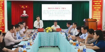 Trạm Y tế xã Đông Hòa tổ chức khám sức khoẻ định kỳ cho các em học sinh trường mầm non