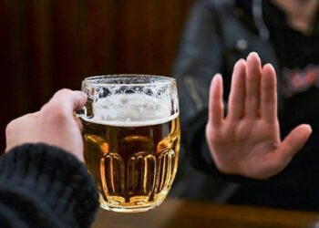 Rượu, Bia: “niềm vui ngắn – hệ lụy dài” đối với sức khỏe và xã hội