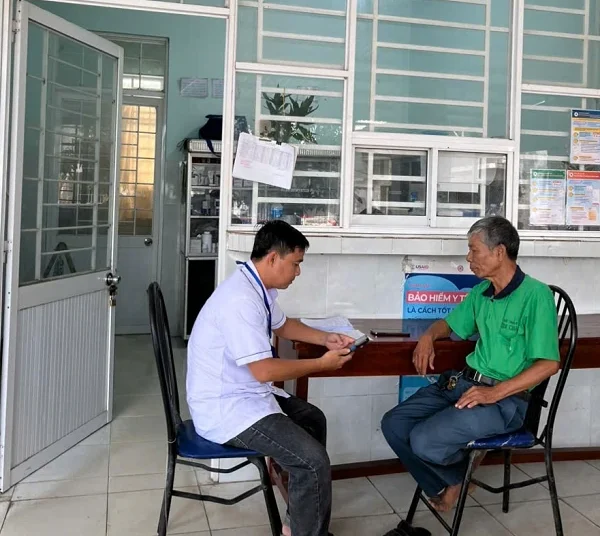 Trạm Y tế xã An Phú: Hướng dẫn cài đặt và sử dụng ứng dụng Sổ sức khỏe điện tử