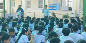 Truyền thông phòng bệnh sốt xuất huyết và tay chân miệng cho phụ huynh, học sinh trên địa bàn xã Bình Mỹ