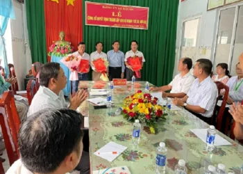 Lễ công bố Quyết định thành lập Chi bộ Trạm Y tế xã Hội An