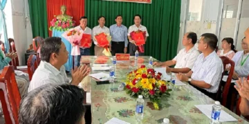 Lễ công bố Quyết định thành lập Chi bộ Trạm Y tế xã Hội An