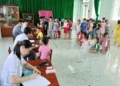 Trạm Y tế xã Óc Eo khám sức khỏe học sinh mẫu giáo
