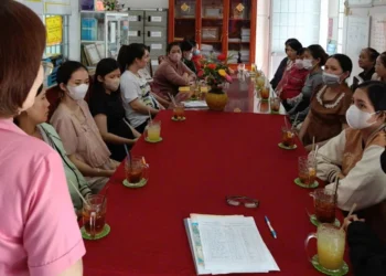 Trạm Y tế xã Định Mỹ nói chuyện chuyên đề phòng bệnh tan máu bẩm sinh