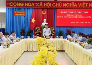 Họp Ban chỉ đạo phòng chống dịch trên địa bàn phường Châu Đốc