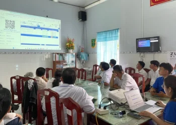 Tập huấn bệnh án điện tử tại Trạm Y tế xã Hội An