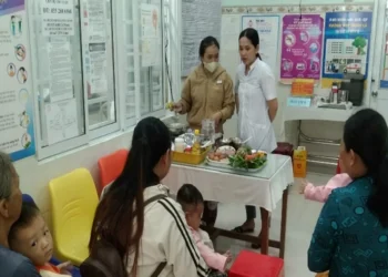Trạm Y tế xã Giang Thành tổ chức tập huấn phần mềm bệnh án điện tử
