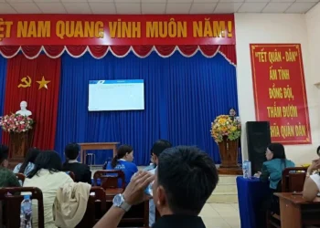 Tập huấn triển khai bệnh án điện tử tại Trạm Y tế xã Phú Hòa