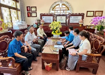 Giám sát an toàn thực phẩm tại bếp ăn tập thể Miếu Bà Chúa Xứ Núi Sam