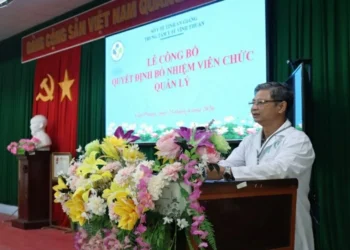 Trung tâm Y tế Vĩnh Thuận công bố Quyết định bổ nhiệm, bổ nhiệm viên chức quản lý