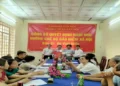 Trạm Y tế xã Tân Hội trao quyết định nghỉ hưu cho viên chức