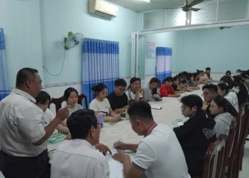 Điểm Trạm Y tế Mỹ Phước truyền thông phòng, chống tác hại của thuốc lá lứa tuổi sinh viên