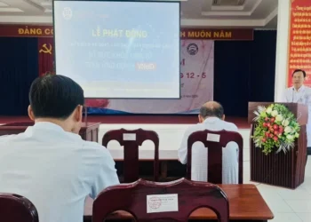 Trung tâm Y tế Hà Tiên triển khai kế hoạch thực hiện “Chiến dịch rà soát, làm sạch, xây dựng dữ liệu sổ sức khỏe điện tử trên ứng dụng VNeID”