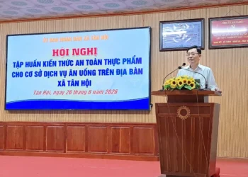 Hội nghị tập huấn kiến thức an toàn vệ sinh thực phẩm cho cơ sở dịch vụ ăn uống trên địa bàn xã Tân Hội
