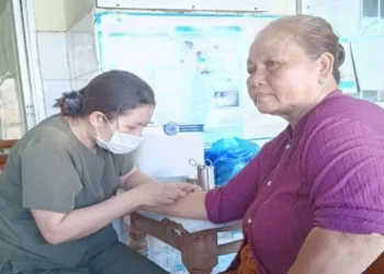 Trạm Y tế xã Phú Hòa thực hiện test Mantoux phát hiện sớm bệnh lao và lao tiềm ẩn