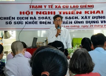 Trạm Y tế xã Cù Lao Giêng: Hội nghị triển khai Sổ sức khỏe điện tử trên ứng dụng VNeID