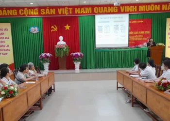 Chiến dịch chăm sóc sức khoẻ sinh sản địa bàn phường Châu Đốc