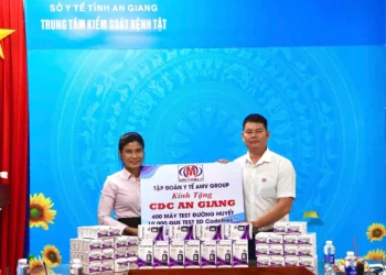 Trạm Y tế xã Vân Khánh: Khám sức khỏe cho người dân từ 60 tuổi trở lên