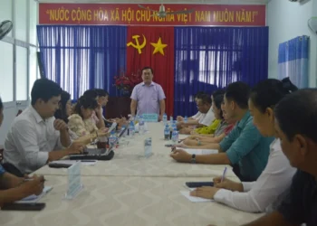 Sở Y tế An Giang Giám sát công tác khám sức khỏe, khám sàng lọc tại trạm Y tế phường Long Xuyên