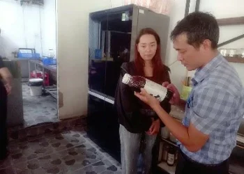 Bình Đức thẩm định, cấp giấy chứng nhận cơ sở đủ điều kiện an toàn thực phẩm