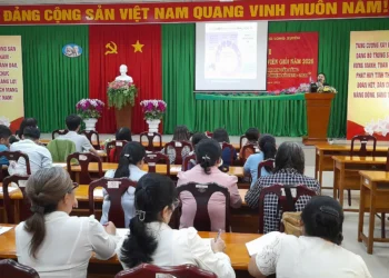 Bình Đức thẩm định, cấp giấy chứng nhận cơ sở đủ điều kiện an toàn thực phẩm
