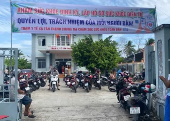 Chi Lăng thực hiện chiến dịch rà soát và cập nhật Sổ sức khỏe điện tử