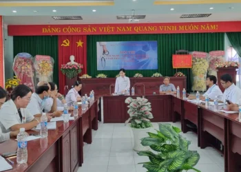 Trạm Y tế xã Vân Khánh: Khám sức khỏe cho người dân từ 60 tuổi trở lên