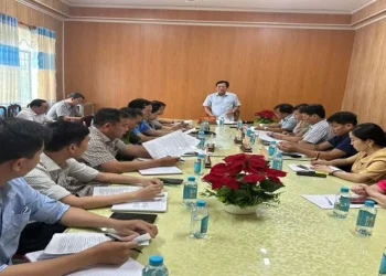 An Cư tổ chức khám bệnh miễn phí cho người dân