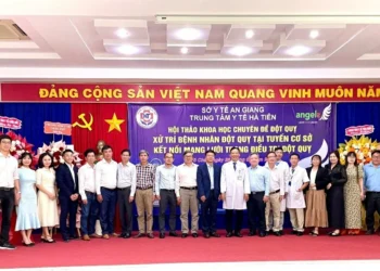 Trung tâm y tế Hà Tiên tổ chức hội thảo khoa học chuyên đề về đột quỵ