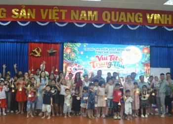 Công đoàn Trung tâm Kiểm soát bệnh tật tỉnh An Giang tổ chức Tết Trung thu cho con đoàn viên, người lao động